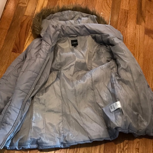 Hooded Quilted Winter Jacket~🔘 - Picture 7 of 9